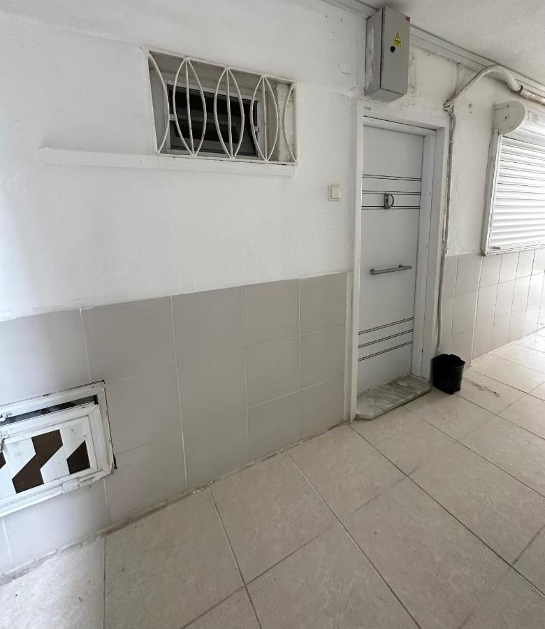 Daire Daire Deniz Manzarali, Plajli Ve Havuzlu Sitede, Seckin Sitesi, *