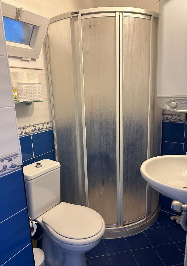 Daire Daire Deniz Manzarali, Plajli Ve Havuzlu Sitede, Seckin Sitesi,